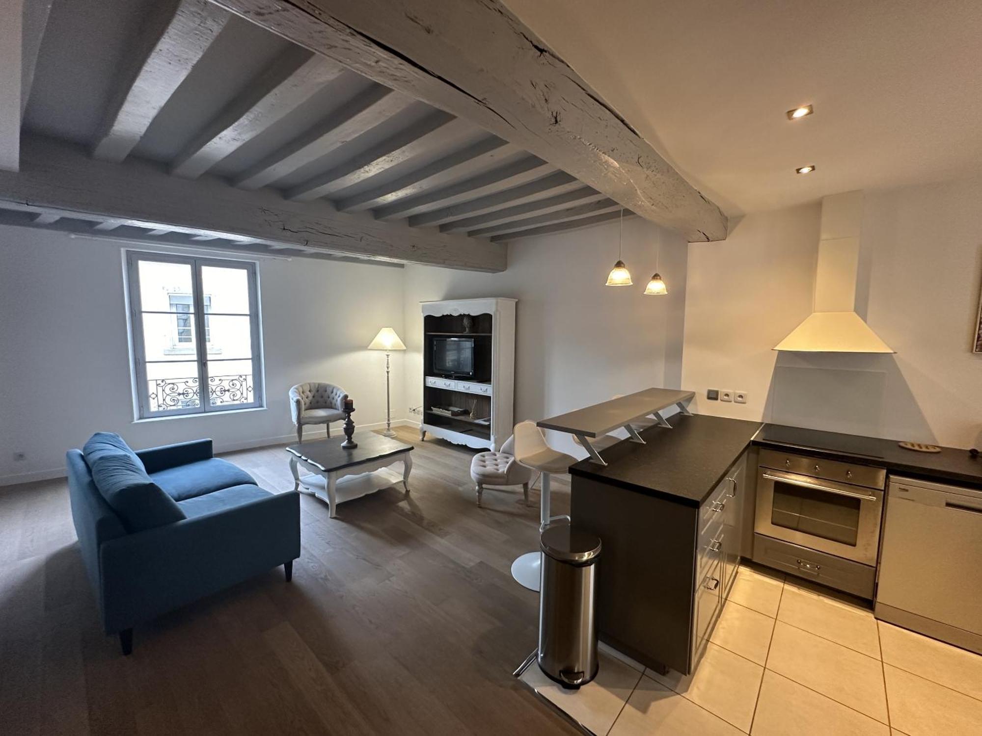 Batisse Paradis- 3 Appartements Calmes Et Elegants Au Centre Historique De Beaune Beaune  Ruang foto